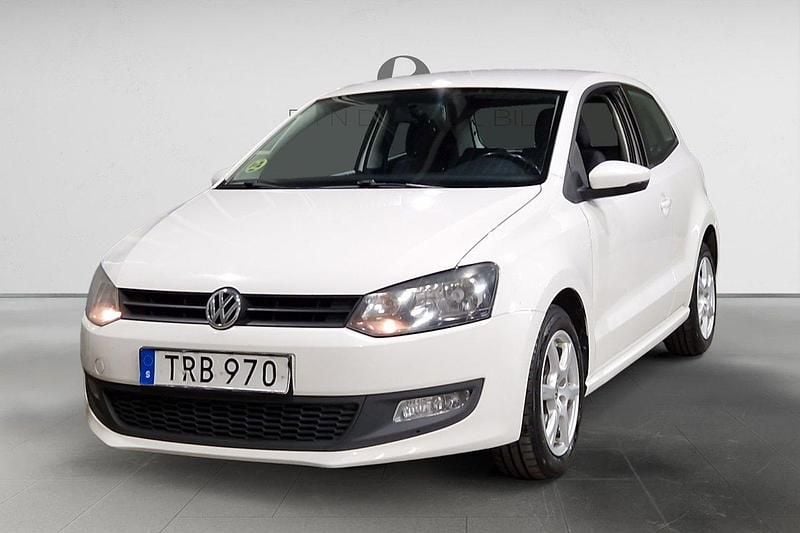 Vit Begagnad 2013 VW Polo Trendline Halvkombi | 44 900 kr (Bra pris) - Bild 1/3