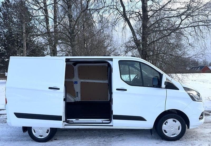 Begagnad Ford Transit Custom 131 HK (96 kW) 2022 Vit Van