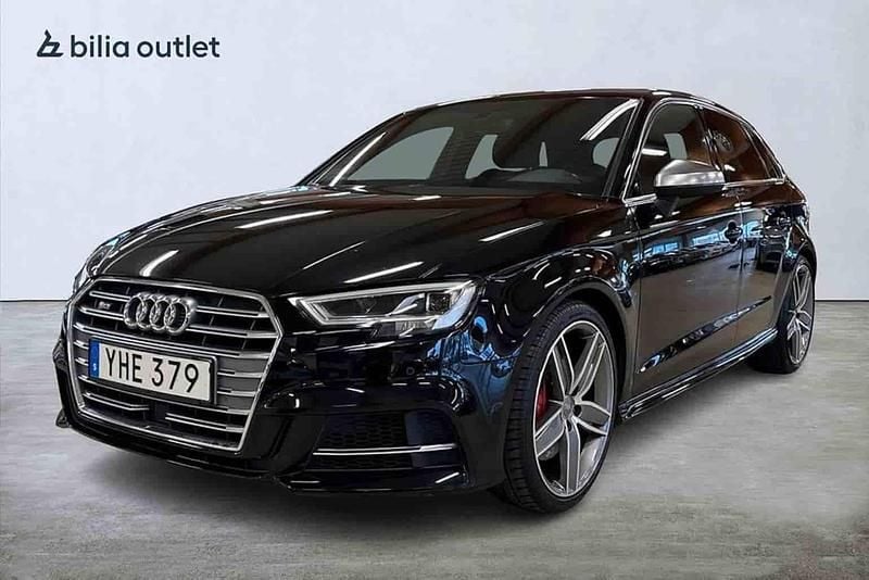 Svart Begagnad 2017 Audi S3 Halvkombi | 274 900 kr - Bild 1/1
