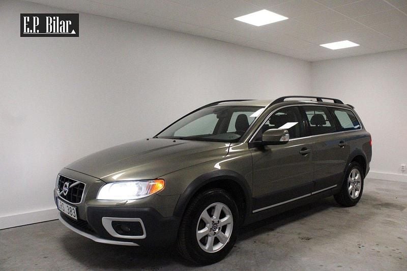 Grön Begagnad 2011 Volvo XC70 Momentum SUV | 129 800 kr (Marknadspris) - Bild 1/4