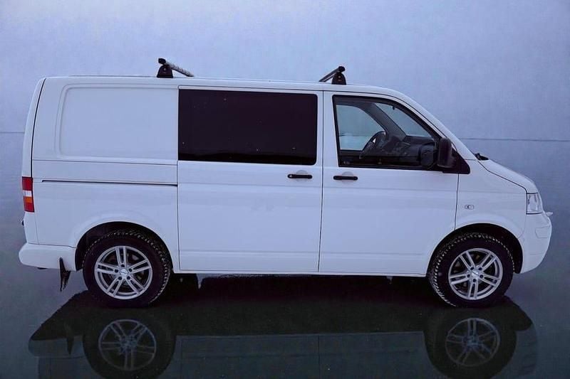 Begagnad VW T5 131 HK (96 kW) 2009 Vit Van