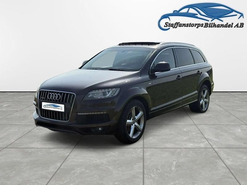 Mörkbrun Begagnad 2013 Audi Q7 S-Line SUV | 124 500 kr (Marknadspris) - Bild 1/4
