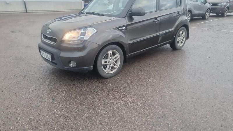 Begagnad Kia Soul 128 HK (94 kW) 2011 SUV