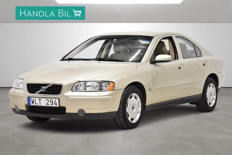Ljusgrön Begagnad 2004 Volvo S60 Sedan | 69 900 kr (Dyr) - Bild 1/4