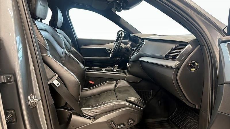 Begagnad Volvo XC90 R-Design 392 HK (288 kW) 2020 Grå SUV
