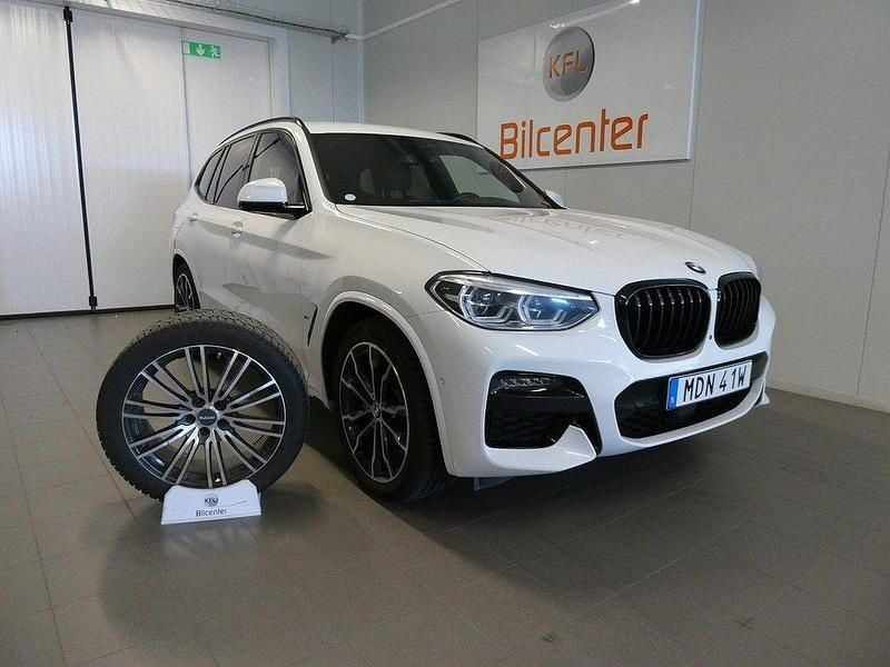 Vit Begagnad 2020 BMW X3 M Sport SUV | 419 900 kr (Marknadspris) - Bild 1/3