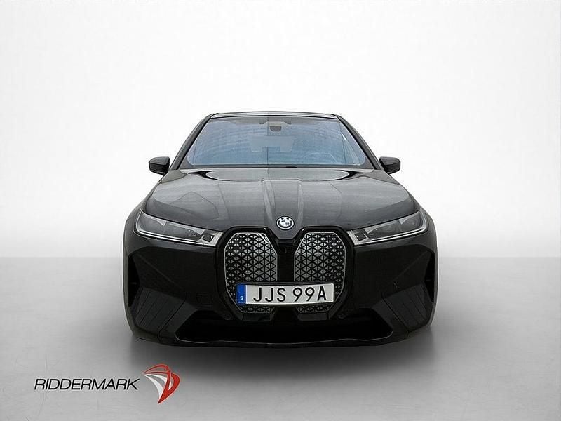 Begagnad BMW iX Sport Line 384 kW (523 HK) 2022 Svart SUV