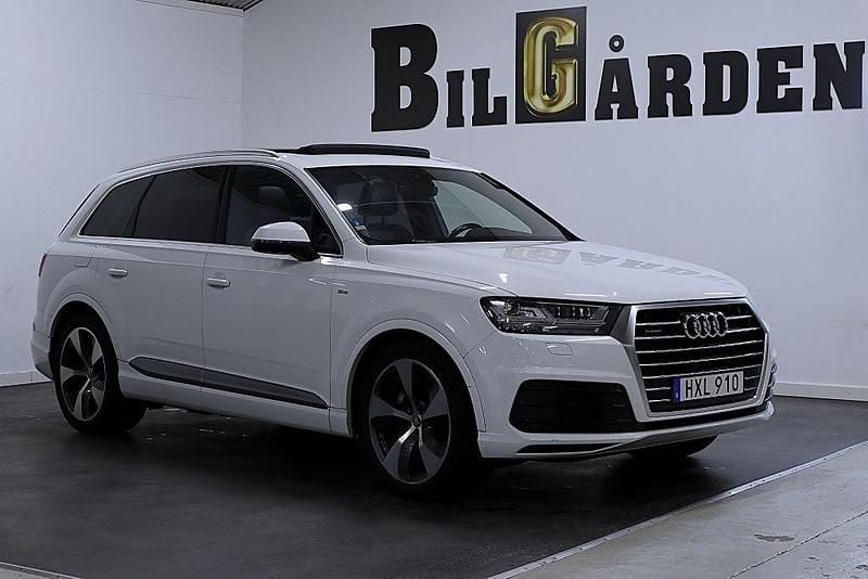 Vit Begagnad 2015 Audi Q7 S-Line SUV | 239 900 kr (Marknadspris) - Bild 1/4