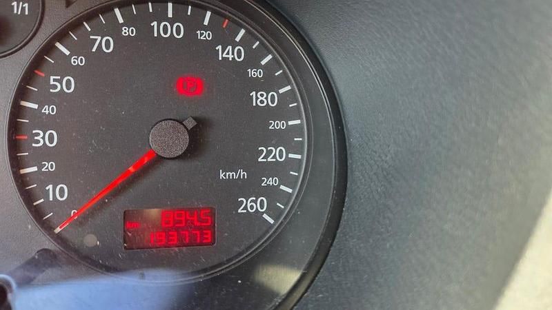 Begagnad 2000 Audi A3 Halvkombi | 19 900 kr (Marknadspris) - Bild 1/4