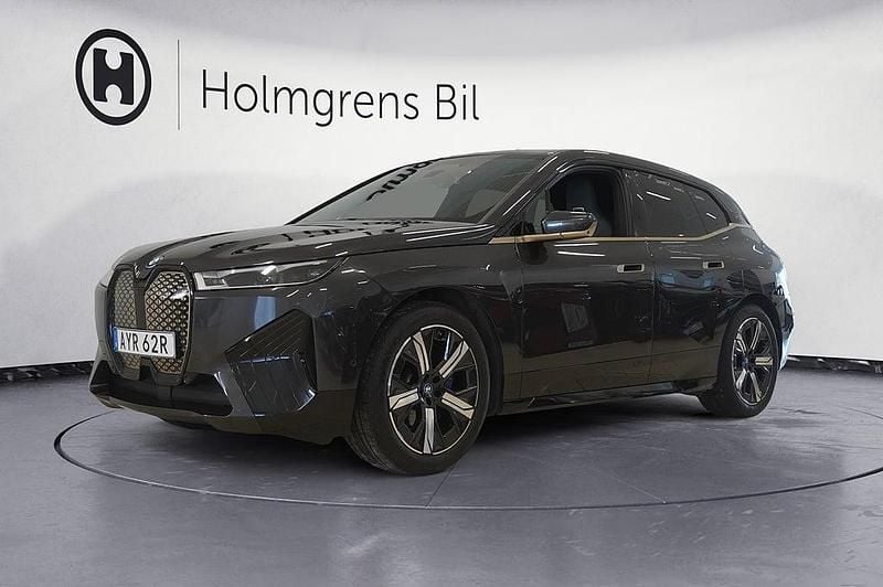 Begagnad BMW iX Comfort Edition 239 kW (326 HK) 2022 Grå SUV