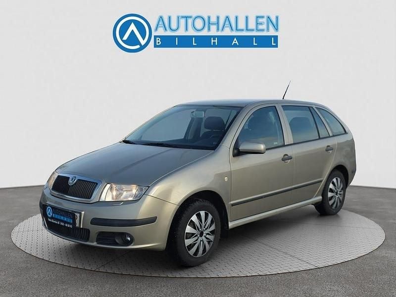 Begagnad Skoda Fabia 75 HK (55 kW) 2005 Ljusbrun Kombi