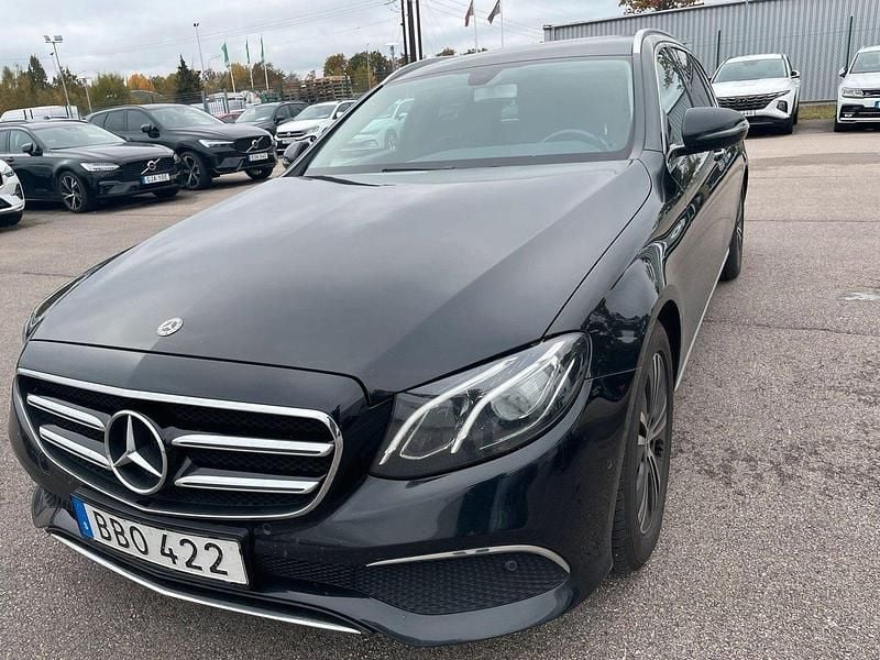 Svart Begagnad 2019 Mercedes E200 Edition Kombi | 249 000 kr (Lite dyr) - Bild 1/2