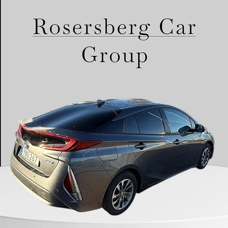 Begagnad Toyota Prius Plug-in Hybrid Executive 122 HK (89 kW) 2017 Mörkgrå Halvkombi