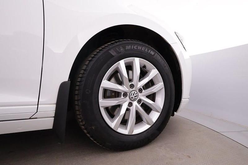 Begagnad VW Passat 150 HK (110 kW) 2018 Vit Kombi