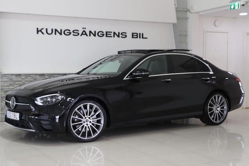 Svart Begagnad 2020 Mercedes E220 AMG Sedan | 489 900 kr - Bild 1/4
