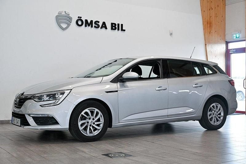 Silver Begagnad 2017 Renault Mégane GrandTour Kombi | 109 800 kr (Marknadspris) - Bild 1/4