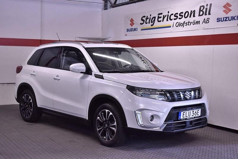 Vit Begagnad 2019 Suzuki Vitara SUV | 184 500 kr (Dyr) - Bild 1/4