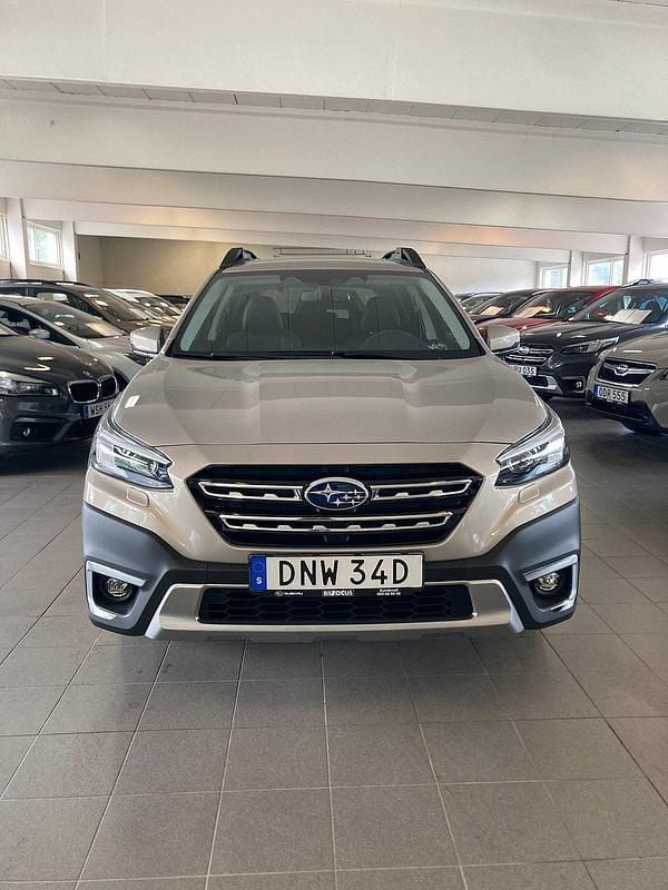 Brun Ny 2024 Subaru Outback SUV | 481 800 kr - Bild 1/4