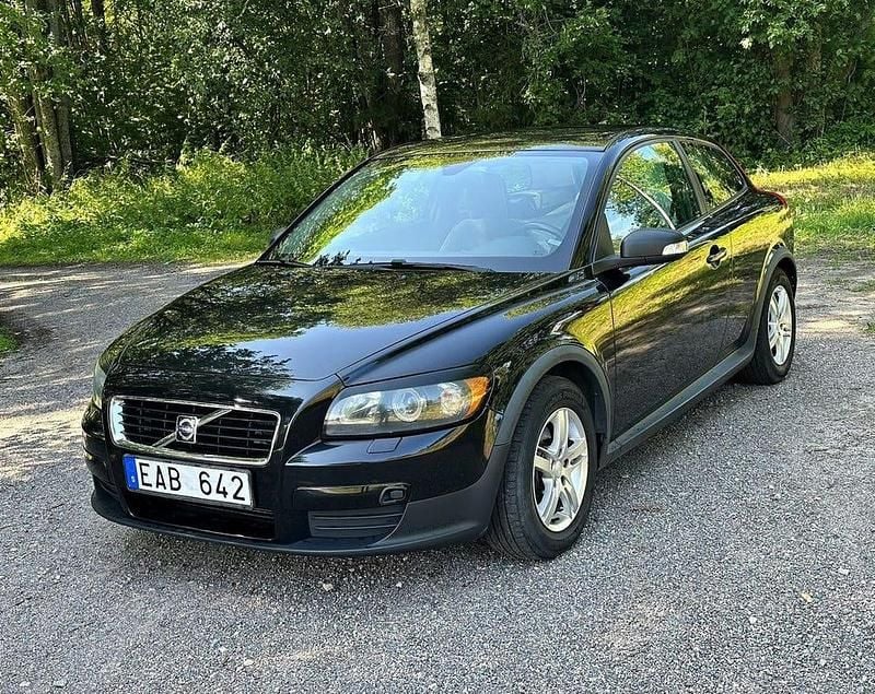 Begagnad Volvo C30 Kinetic 126 HK (92 kW) 2008 Svart Halvkombi