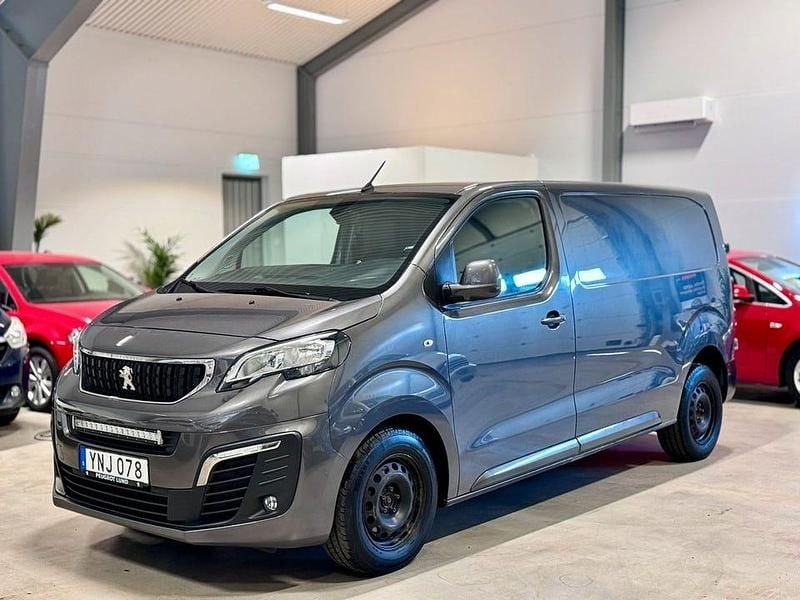 Grå Begagnad 2017 Peugeot Expert Van | 139 900 kr (Lite dyr) - Bild 1/4