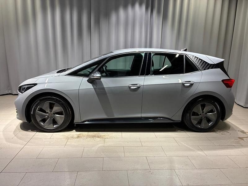 Begagnad Cupra Born 169 kW (231 HK) 2022 Grå Halvkombi