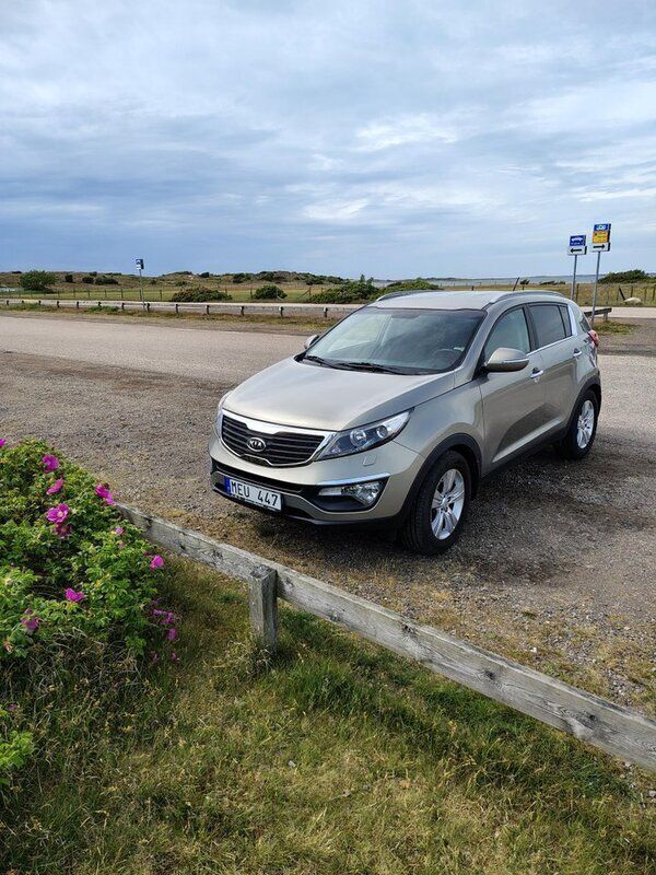 Silver Begagnad 2012 Kia Sportage Comfort SUV | 110 000 kr (Marknadspris) - Bild 1/2