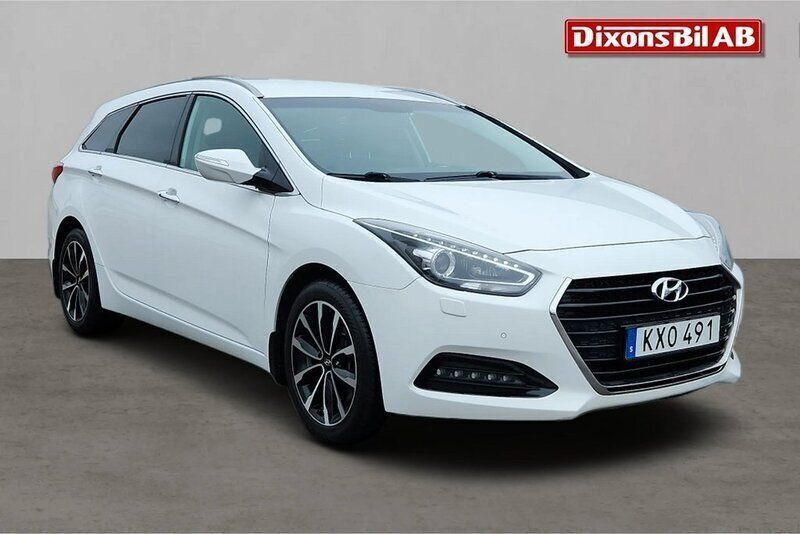 Vit Begagnad 2015 Hyundai i40 Kombi | 109 000 kr (Marknadspris) - Bild 1/4