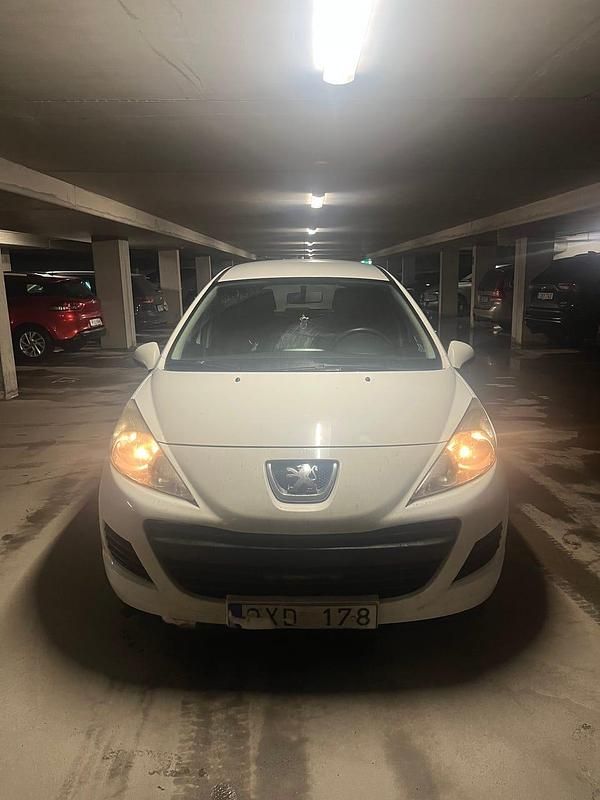 Begagnad Peugeot 207 92 HK (67 kW) 2010 Kombi