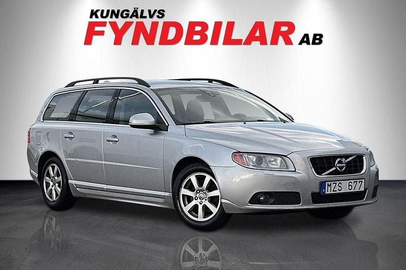 Ljusgrå Begagnad 2012 Volvo V70 Kombi | 39 900 kr (Superpris) - Bild 1/4