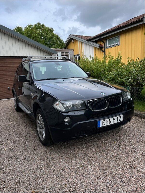 Svart Begagnad 2009 BMW X3 SUV | 65 000 kr (Dyr) - Bild 1/4