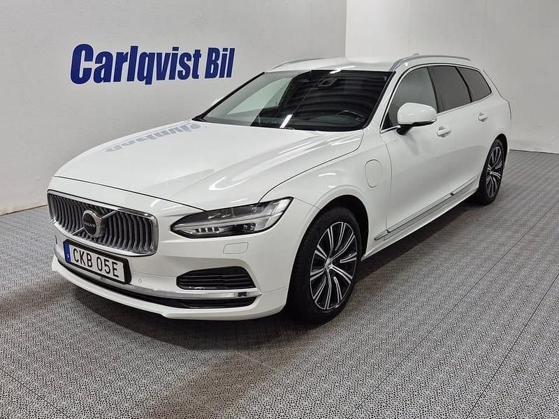 Begagnad Volvo V90 Inscription 253 HK (186 kW) 2022 Vit Kombi