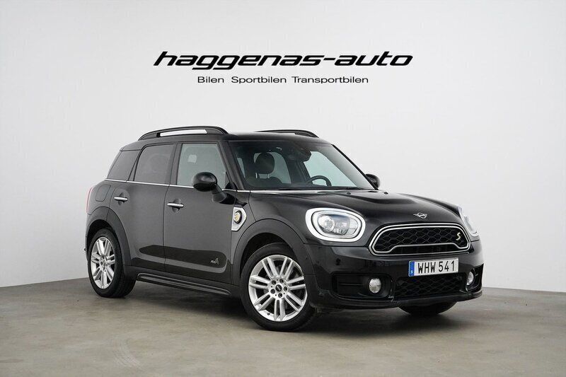 Svart Begagnad 2018 Mini Cooper Countryman Salt SUV | 199 000 kr (Marknadspris) - Bild 1/4