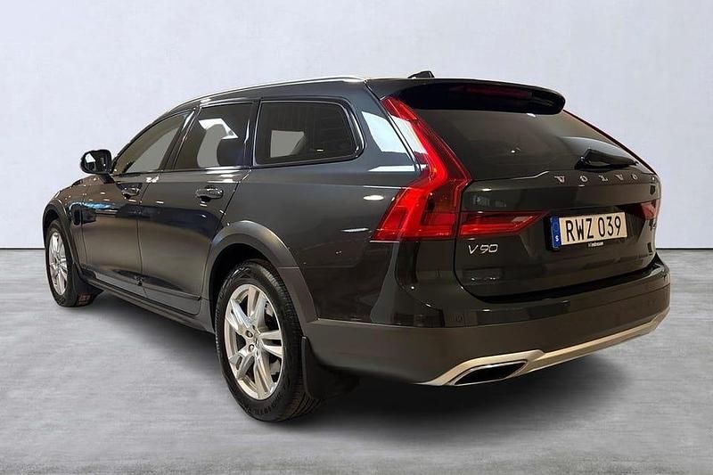 Begagnad Volvo V90 CC Business Edition 192 HK (141 kW) 2017 Grå Kombi