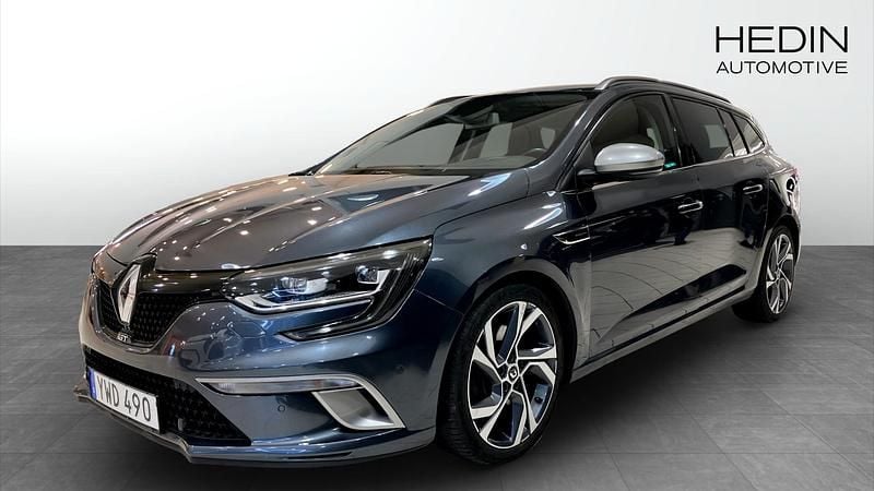 Grå Begagnad 2017 Renault Mégane GrandTour GT Kombi | 174 900 kr (Marknadspris) - Bild 1/4