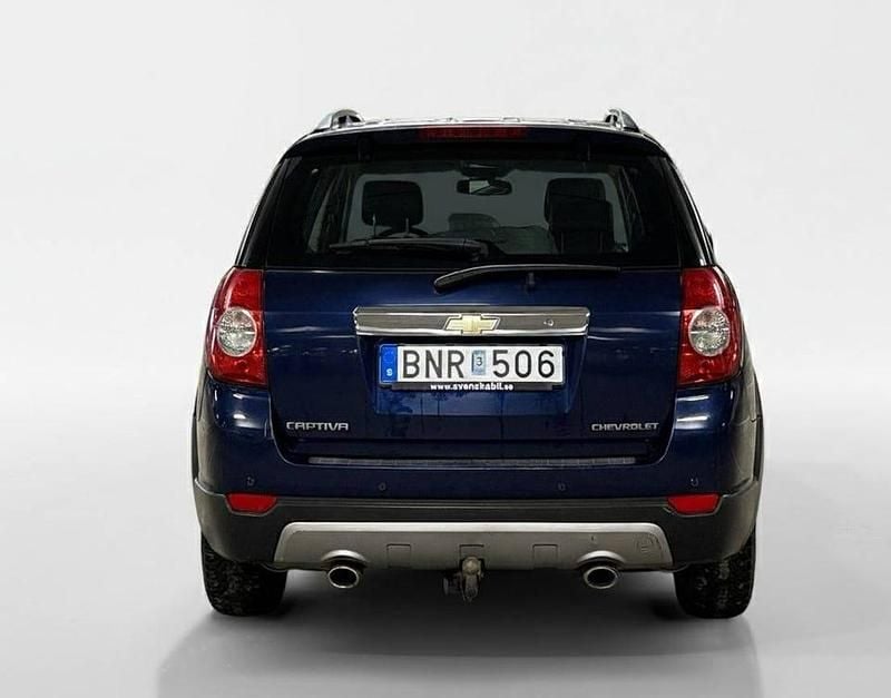 Begagnad Chevrolet Captiva 150 HK (110 kW) 2007 Mörkblå SUV