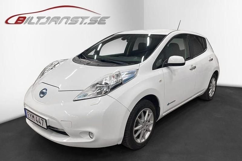 Vit Begagnad 2016 Nissan Leaf Halvkombi | 99 000 kr (Lite dyr) - Bild 1/4