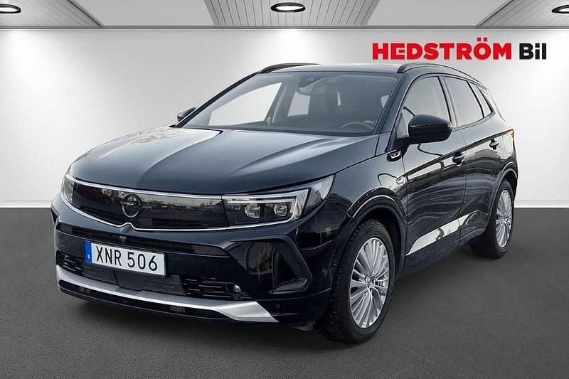 Svart Begagnad 2022 Opel Grandland X SUV | 329 000 kr - Bild 1/4