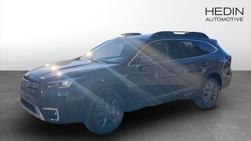 Brun (gold) Ny 2025 Subaru Outback SUV | 469 900 kr - Bild 1/4