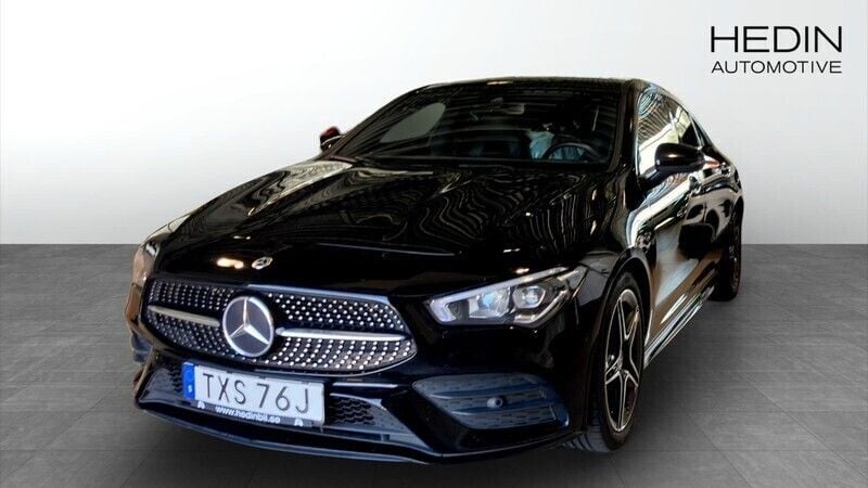 Svart Begagnad 2022 Mercedes CLA200 AMG Sportkupé | 279 000 kr (Bra pris) - Bild 1/4