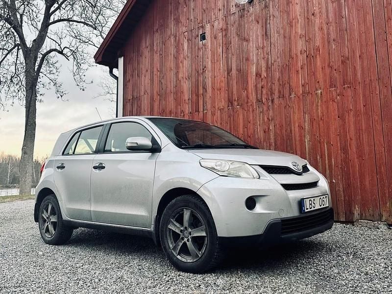 Begagnad 2011 Toyota Urban Cruiser Halvkombi | 56 000 kr (Marknadspris) - Bild 1/1