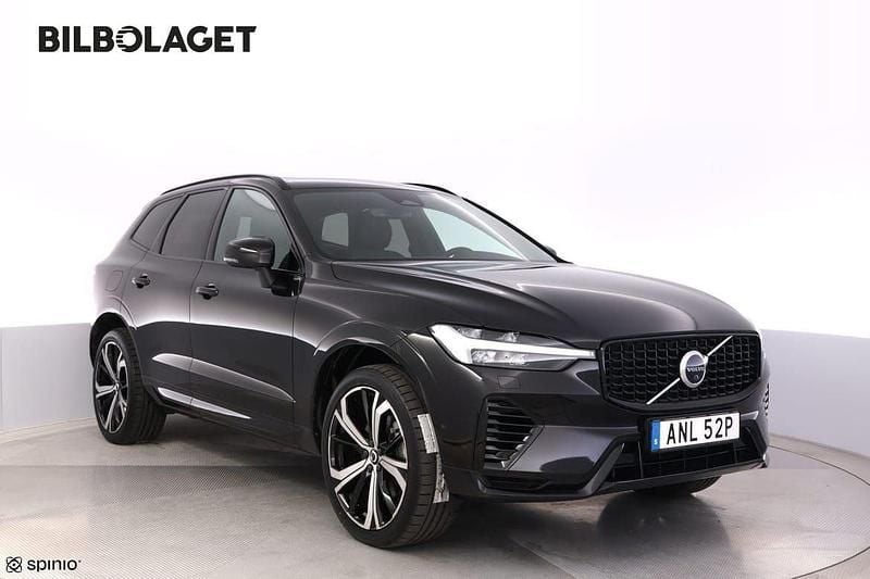 Svart Begagnad 2022 Volvo XC60 R-Design SUV | 529 800 kr (Marknadspris) - Bild 1/4