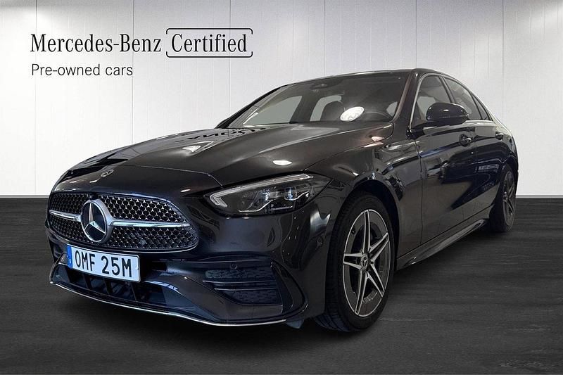 Grå (grey) Begagnad 2024 Mercedes C300 AMG line Sedan | 519 000 kr - Bild 1/4