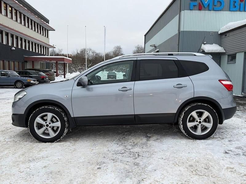 Begagnad Nissan Qashqai +2 131 HK (96 kW) 2013 Grå SUV