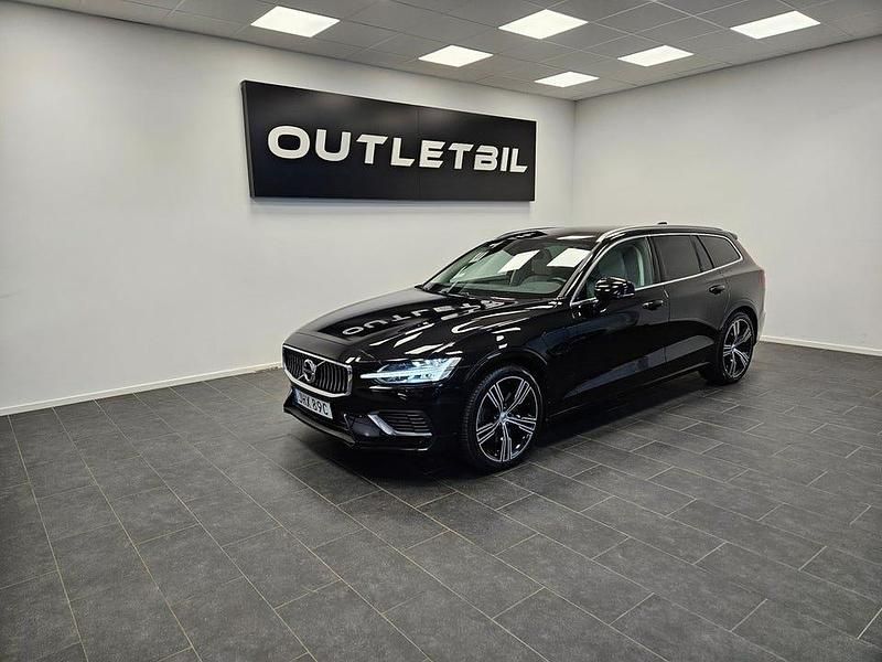 Svart Begagnad 2021 Volvo V60 Inscription Kombi | 349 000 kr (Bra pris) - Bild 1/4