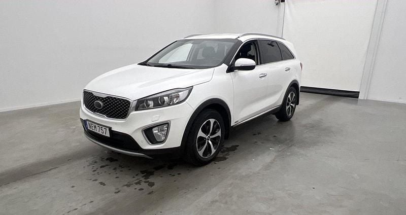Vit Begagnad 2016 Kia Sorento SUV | 199 000 kr (Bra pris) - Bild 1/4