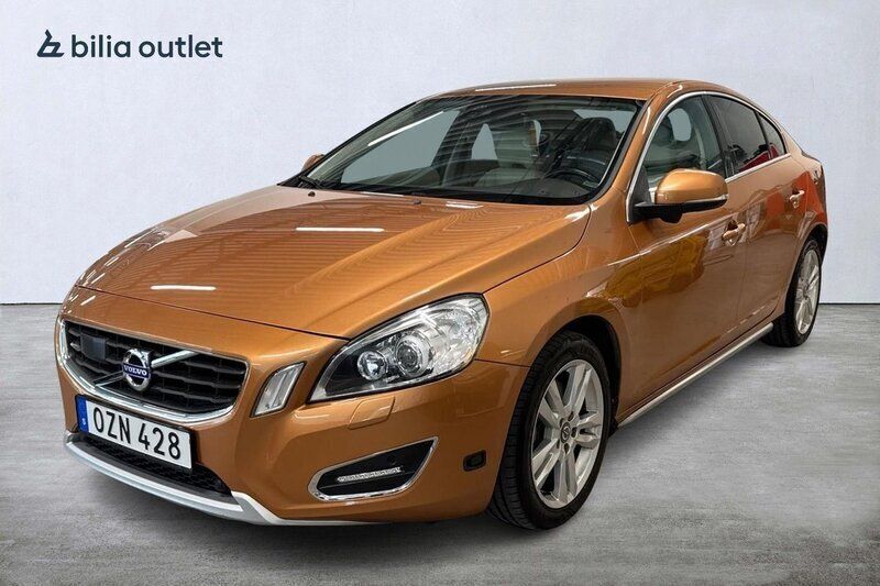 Brun Begagnad 2012 Volvo S60 Summum Sedan | 149 000 kr (Marknadspris) - Bild 1/4