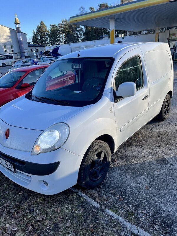 Vit Begagnad 2008 Renault Kangoo Minibuss | 37 500 kr (Lite dyr) - Bild 1/4