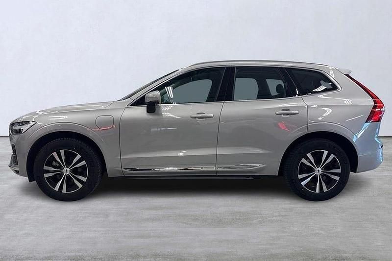 Begagnad Volvo XC60 Core 355 HK (261 kW) 2025 Silver SUV