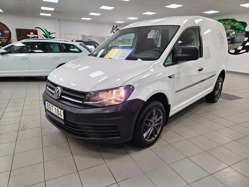 Begagnad VW Caddy 150 HK (110 kW) 2018 Vit Minibuss