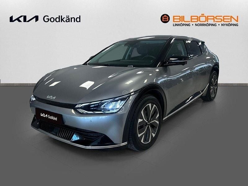 Grå Begagnad 2021 Kia EV6 Plus SUV | 419 900 kr (Lite dyr) - Bild 1/4